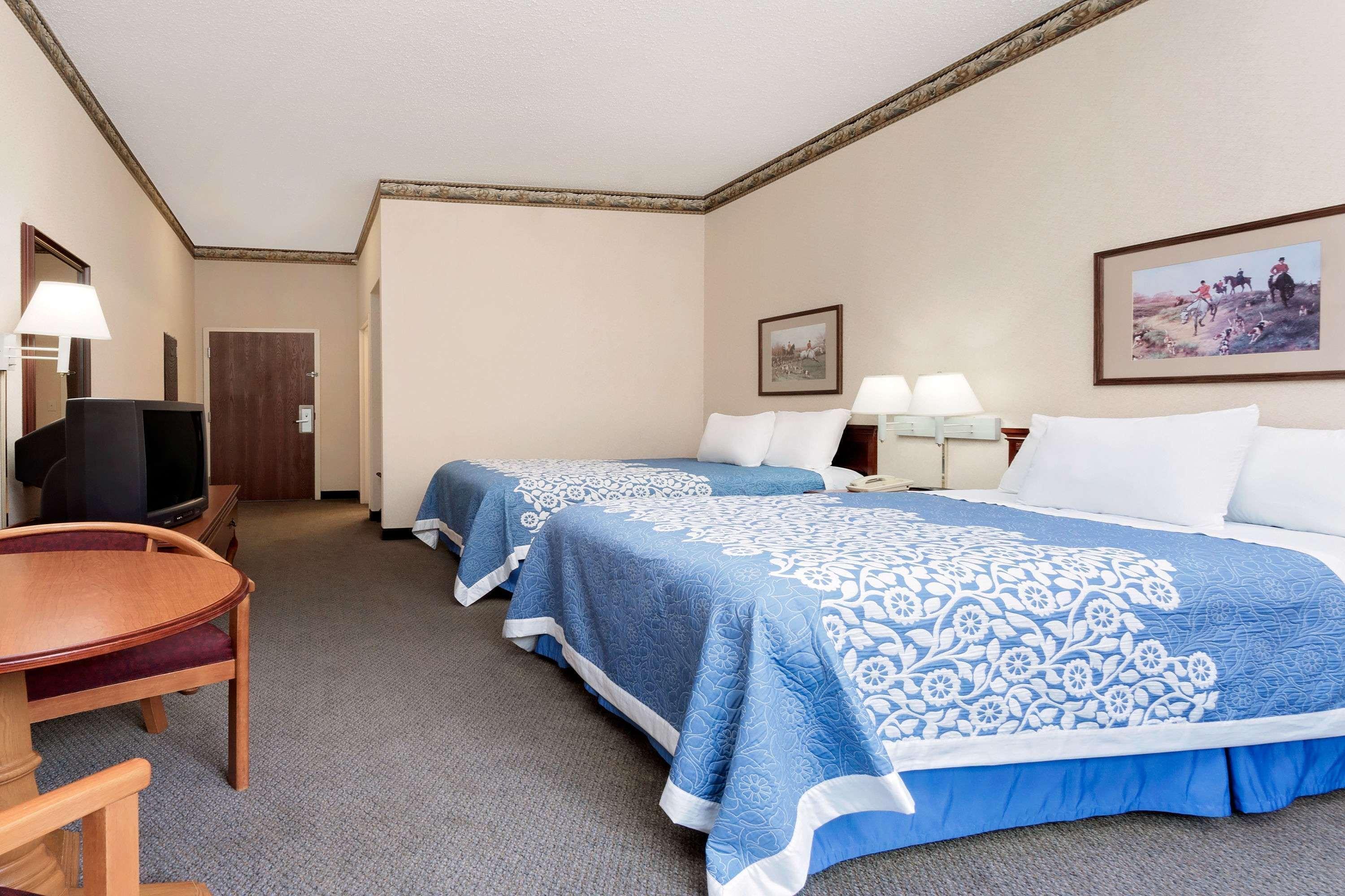 Magnuson Hotel West Liberty Kültér fotó